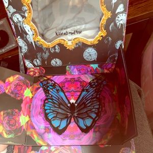 Alice Through the Looking Glass Urban Decay